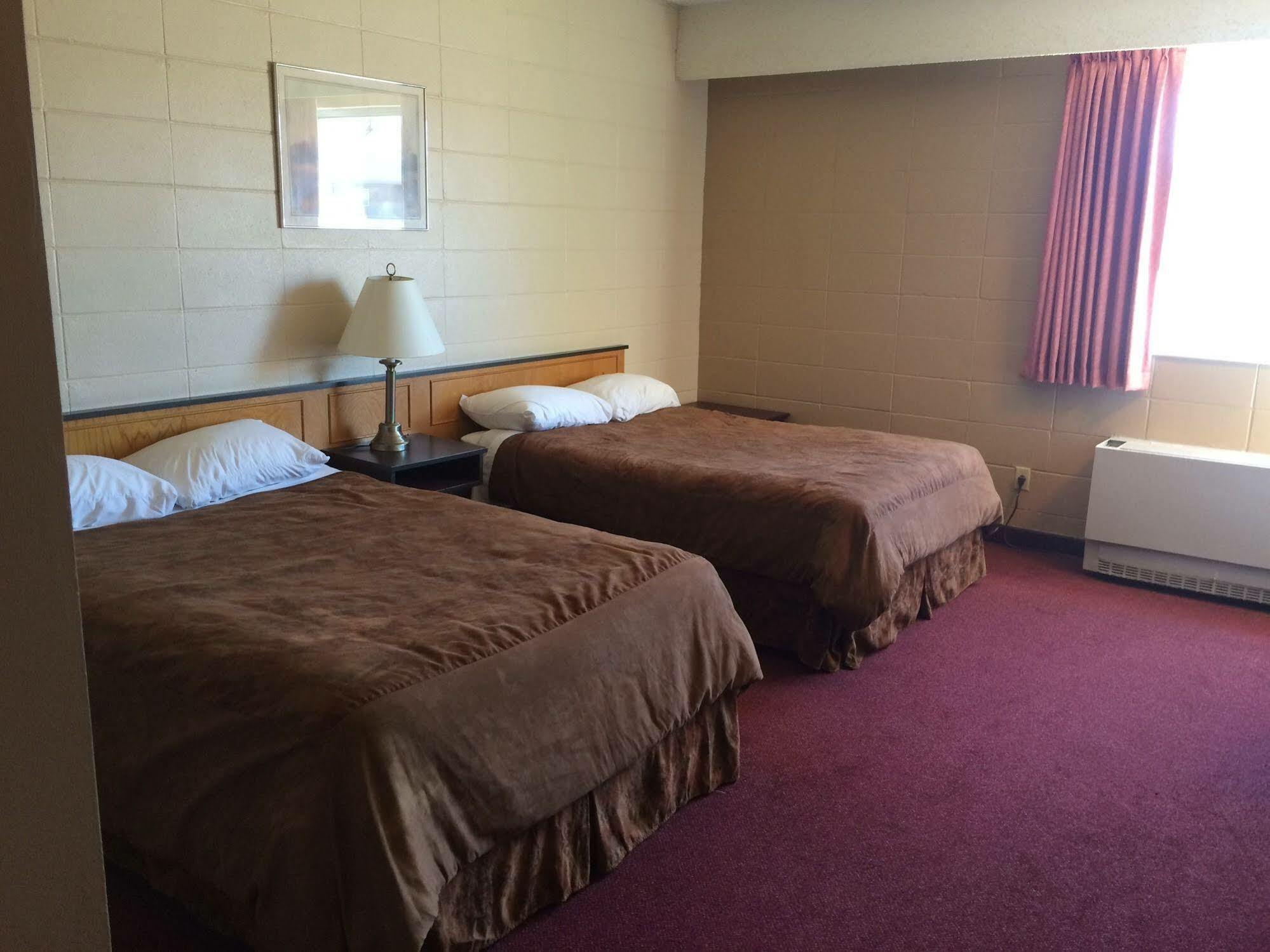 Midtown Motor Inn Bonnyville ภายนอก รูปภาพ